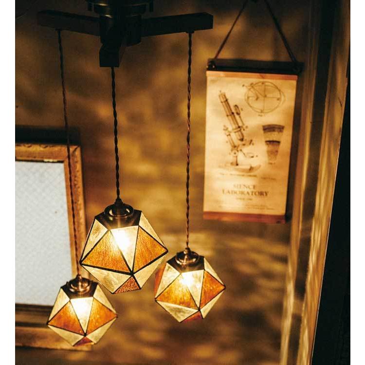 可愛いステンドグラス 1灯ペンダントライト｜玄関 キッチン