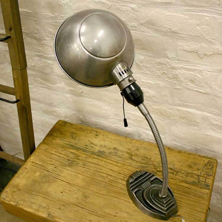 デスクライト アメリカンヴィンテージ お洒落 スチール製 カッコイイ