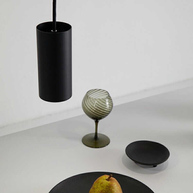 ペンダントライト 吊り下げライト シンプル LED内蔵 照明 調色 ブラック ダークシルバー ホワイト モダン キッチン用 ダイニング用 小さい 単品 |  | 05