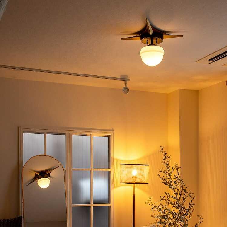 星形のミッドセンチュリー風シーリングライト LED対応 かわいい