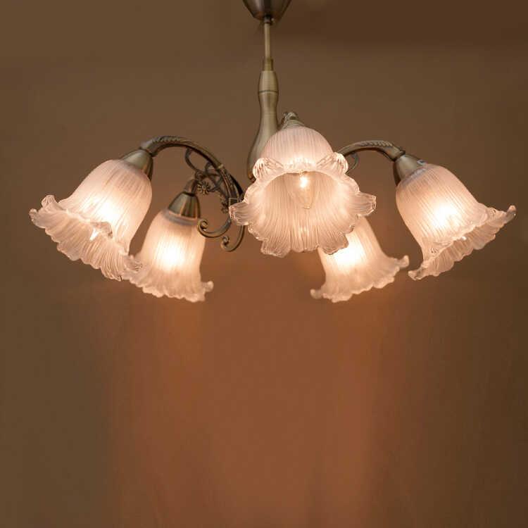 お花のガラスシェードがかわいい5灯シーリングライト アンティークブロンズ色 おしゃれ 天井照明 サブ照明 リビング 玄関 階段の踊り場 ダイニング インテリア |  | 04