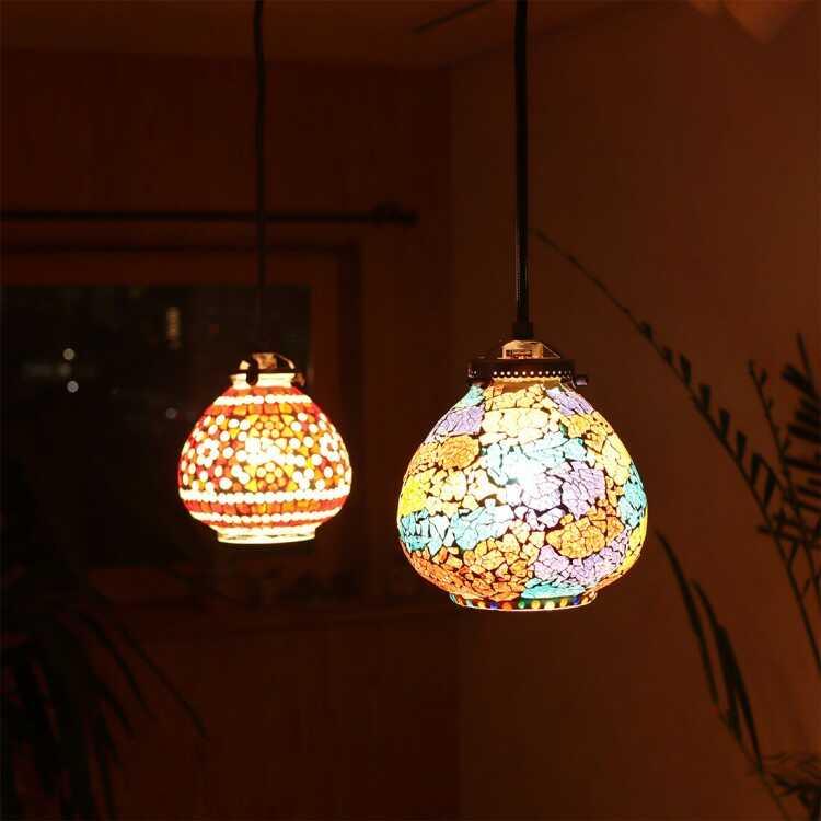ハンドメイドのモザイクガラス1灯ペンダントライト トイレや玄関におすすめ 天井照明 照明器具 サブ照明 ペンダントランプ おしゃれ トイレ 玄関 洗面所 階段 |  | 04
