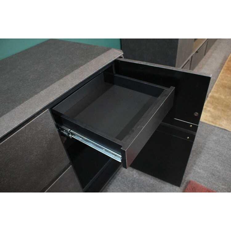 【地域限定SALE適応中！】サイドボード キャビネット リビング 収納 ロー セラミック柄 ブラック グレー クール モダン モノトーン スタイリッシュ 収納家具 |  | 08