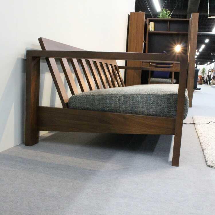 【地域限定SALE適応中！】ソファー 3人掛け おしゃれ 北欧 幅205cm 天然木 木肘 木製 ウォールナット 布 高級 カバーリング モダン シック 3人 単品 |  | 14