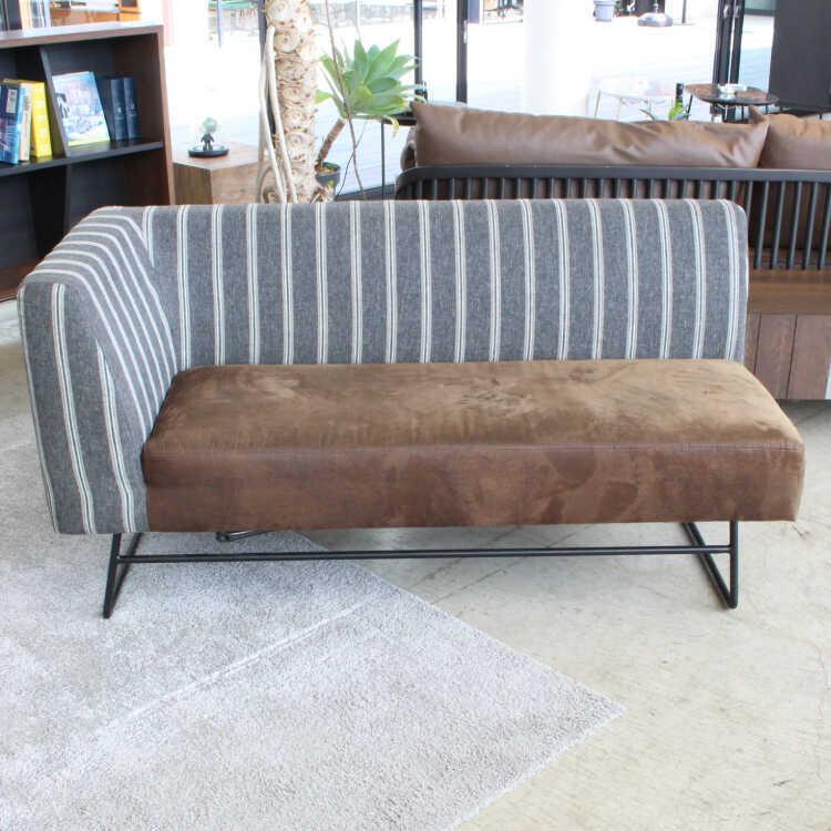 ソファー 2人掛け おしゃれ 幅140cm 片肘 ストライプ 布製 カフェ レトロ ヴィンテージ 北欧 ダイニング ソファ コーナー カウチ 個性的 スチール脚 |  | 02