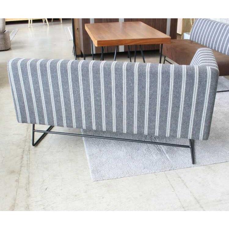 ソファー 2人掛け おしゃれ 幅140cm 片肘 ストライプ 布製 カフェ レトロ ヴィンテージ 北欧 ダイニング ソファ コーナー カウチ 個性的 スチール脚 |  | 08