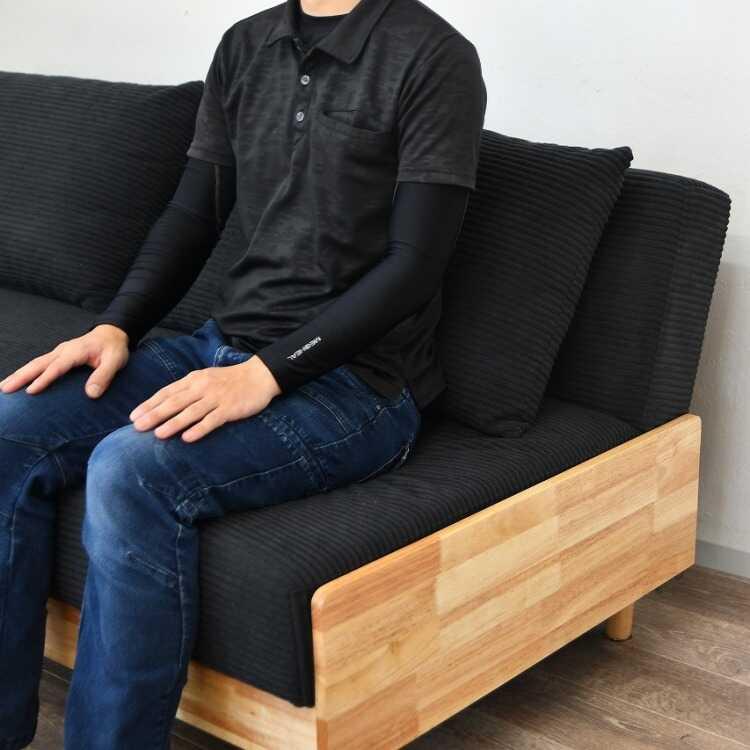 幅189cm・北欧風ファブリック製ソファーベッド 黒 ブラック クッション