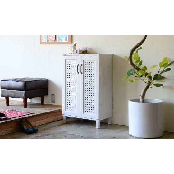 シューズボックス 大容量 幅58cm パンチング扉 ロータイプ 通気性 両開き 2枚扉 移動棚 北欧 おしゃれ 玄関収納 靴箱 下駄箱 ひとり暮らし 新婚 |  | 16