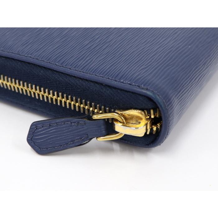 中古 プラダ ラウンドファスナー 長財布 サフィアーノレザー ブルー 1ml506 サカイのリサイクルショップ 通販 Yahoo ショッピング