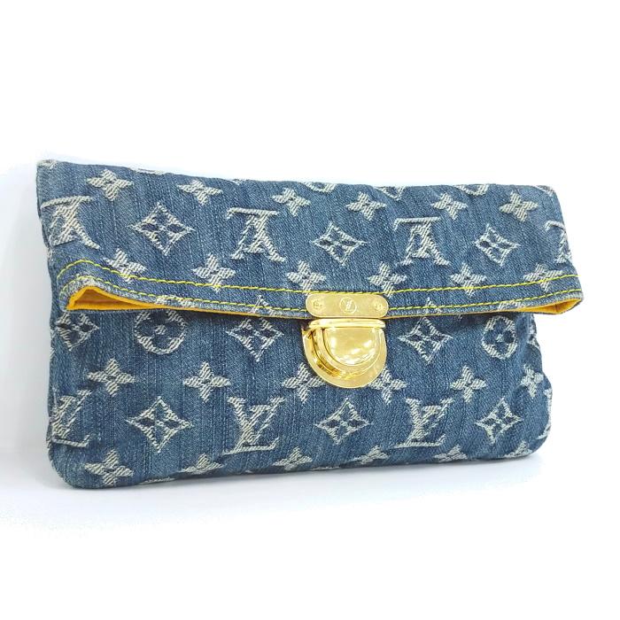LOUIS VUITTON 【中古】LOUIS ポシェット プラット クラッチバッグ 