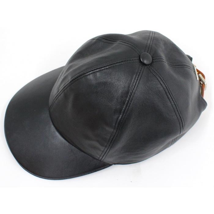 LOUIS VUITTON 【中古】ルイヴィトン キャップ LVステープル 