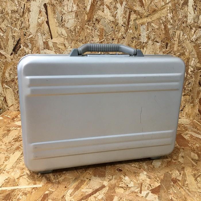 ZERO HALLIBURTON 【中古】ゼロハリバートン アタッシュケース