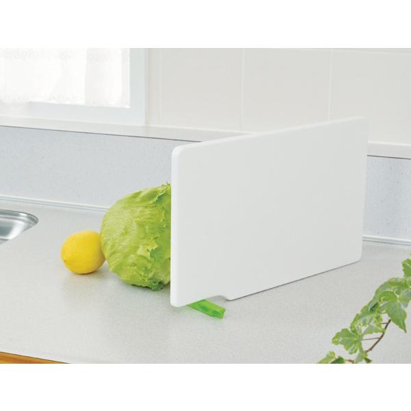 (未使用･未開封品)　トンボ 抗菌 まな板 L ホワイト・グリーン まな板スタンド付 kmdlckf Amazon｜新輝合成 トンボ まな板 抗菌 耐熱 食洗機対応 ラバー付