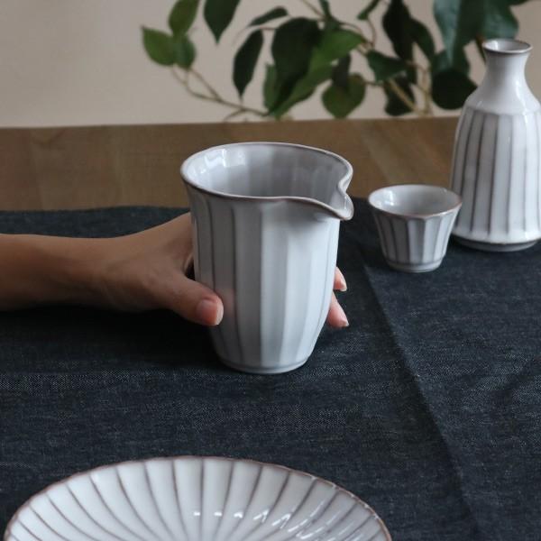 片口 330ml 風雅 月白 和食器 磁器 日本製 （ 酒器 約1.8合 注ぎ口 食