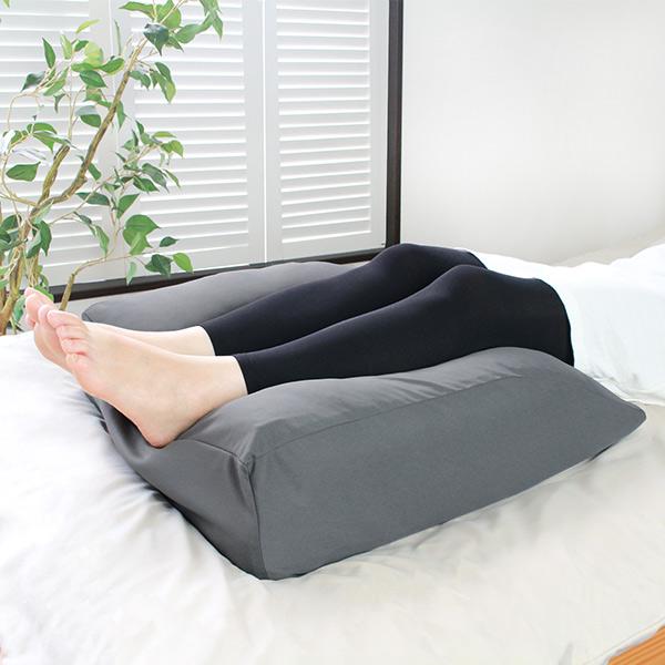 足クッション フットピロー 洗える カバー付 脚枕 足枕 日本製 50×60cm （ 足まくら 足置き クッション 足用クッション むくみ 枕 まくら 日本製 ） | ブランド登録なし | 12