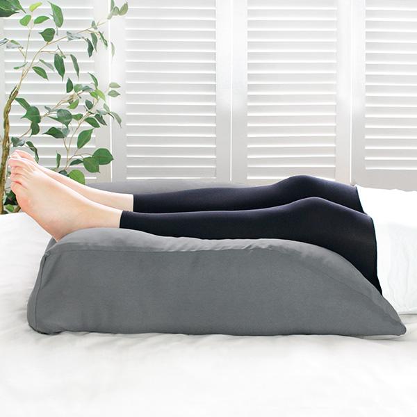 足クッション フットピロー 洗える カバー付 脚枕 足枕 日本製 50×60cm （ 足まくら 足置き クッション 足用クッション むくみ 枕 まくら 日本製 ） | ブランド登録なし | 13