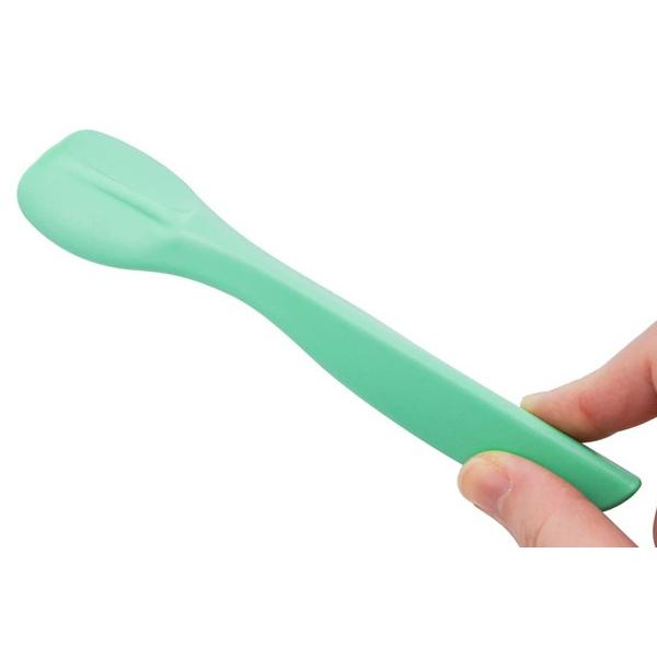 スプーン 介護 シリコン 食べさせやすい （ 食洗器対応 介護用スプーン 介護用 食器 反転 離乳食スプーン ） : インテリアパレットヤフー ...