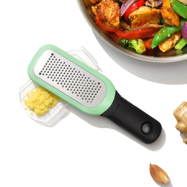 Oxo オクソー ジンジャー ガーリックグレーター おろし金 おろし器 すりおろし おろし生姜 おろしにんにく インテリアパレットヤフー店 通販 Yahoo ショッピング