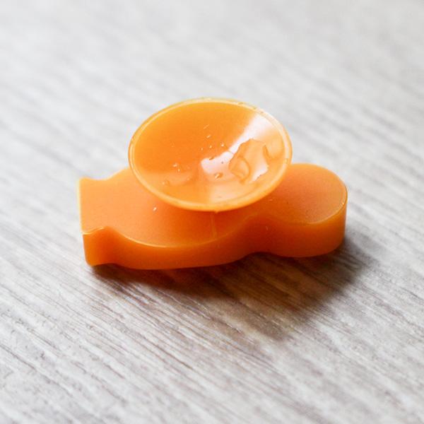 グラスマーカー バキュバン VACUVIN グラス 目印 吸盤 シリコン製 12個入り （ マーカー マーク コップ タンブラー キャラクター ホームパーティー ドリンク ） | ブランド登録なし | 05