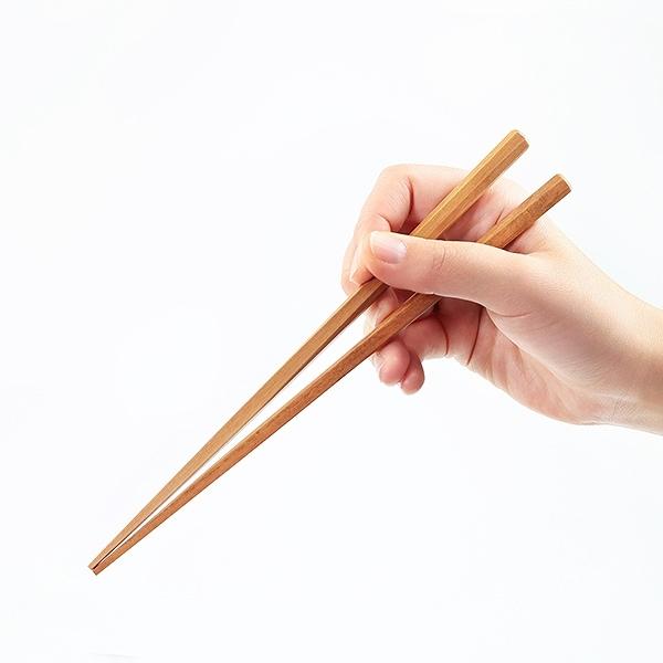 箸 22cm 八角 Woodn 女性用 木製 天然木 サオ お箸 はし 女性 八角形 木目 和食器 カトラリー 340428 インテリアパレットヤフー店 通販 Yahoo ショッピング