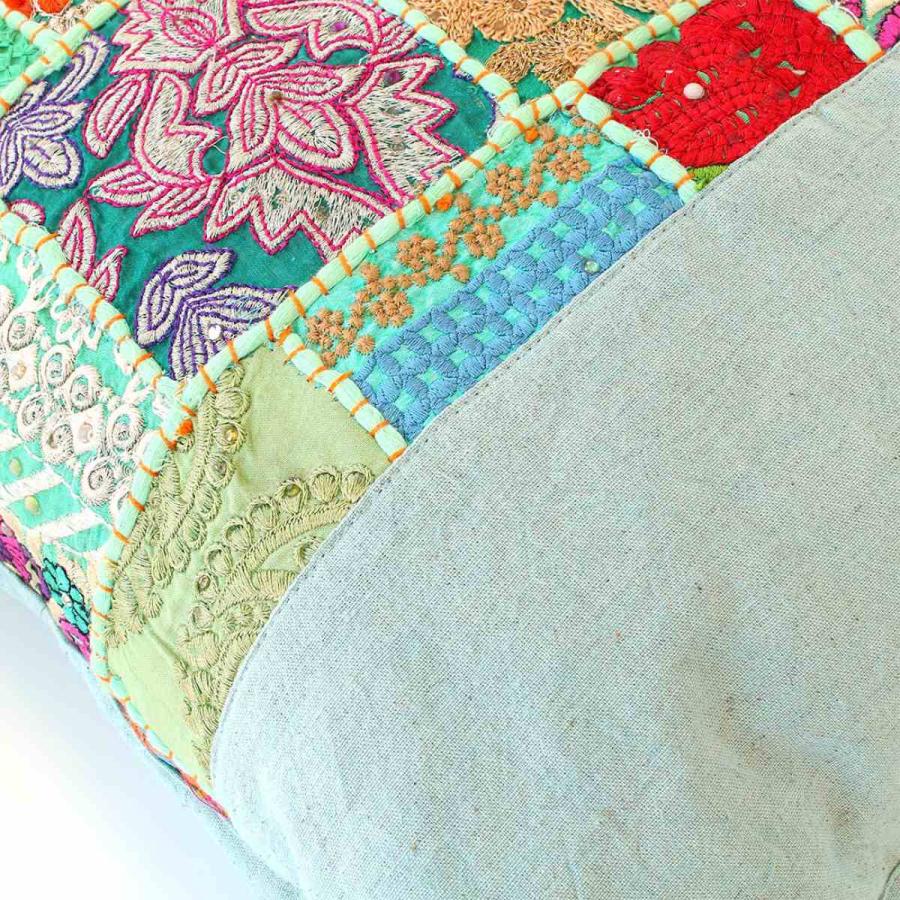 アンティーク 星 風車パッチワーク 小花青磁色刺繍 ふんわりダブルフェイスキルト 皆さん いつもありがとうございます♪ 沢山の キット完成報告が