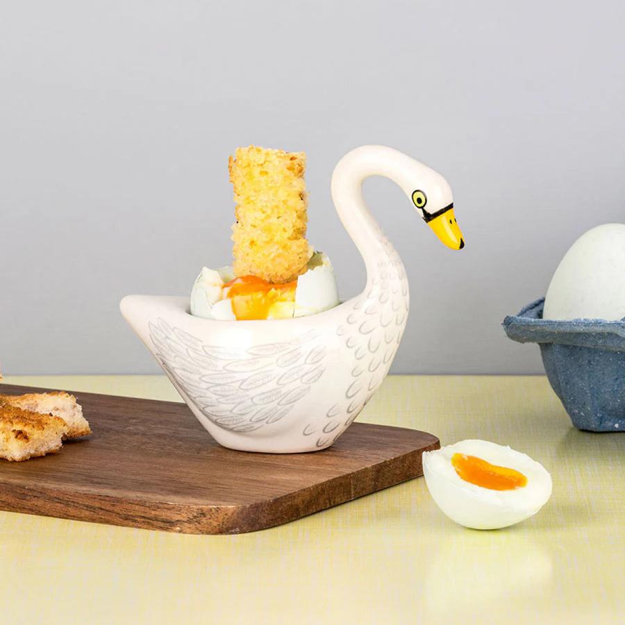 エッグカップ Hannah Turner Egg cups Swan White 白鳥 （ ハンナターナー エッグスタンド 陶器 卵立て 食器 朝食 ゆで卵 小物入れ 小物収納 鳥 スワン ）｜interior-palette｜05