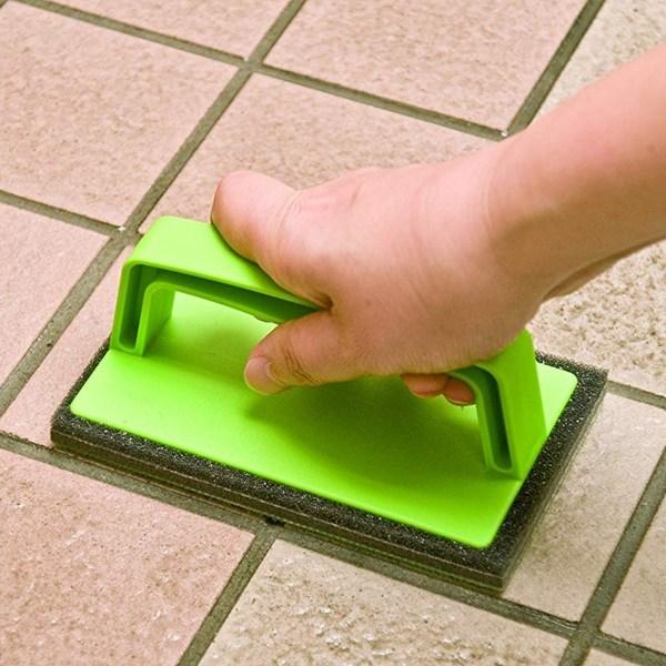 ブラシ 外壁 玄関ブラッシングスポンジ ハンディタイプ 玄関 タイル 掃除 アズマ工業 玄関ブラシ ハンディブラシ 洗剤不要 水のみ 外壁 コンクリート インテリアパレットヤフー店 通販 Yahoo ショッピング