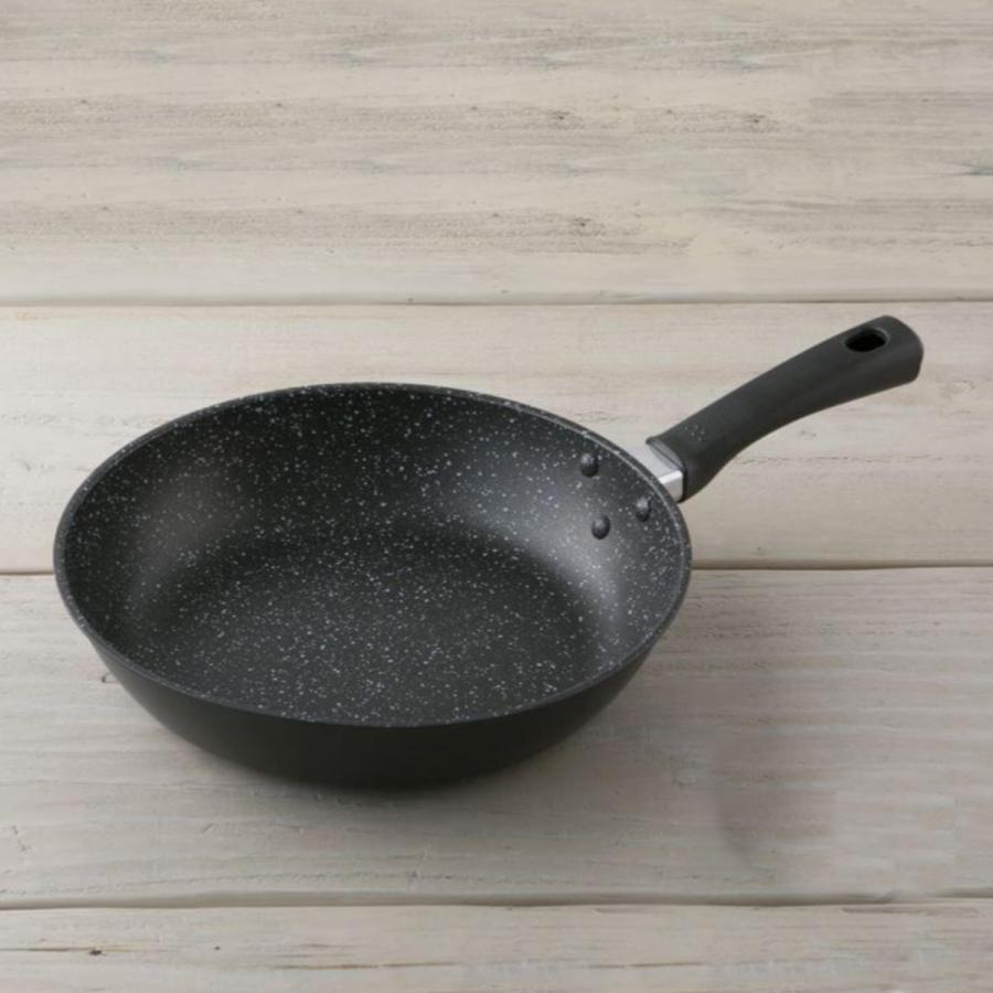 フライパン 26cm IH対応 軽量 軽いフライパン 貝印 （ ガス火対応 炒め鍋 いため鍋 ふっ素加工 フッ素加工 軽い ）