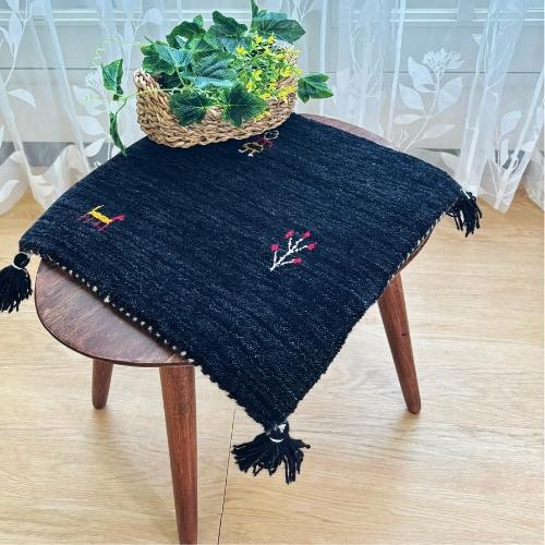 ギャベ ギャッベ 40x40cm マット ラグ チェアマット インド 海外製 インド製 座布団 手織り 年中使えるインテリアマット ウール レトロ おしゃれ お洒落 可愛い |  | 09