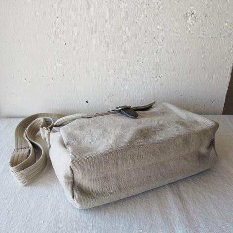 BAGWORKS ベージュ グレー バッグ ショルダー付き BAGWORKS ベージュ グレー バッグ ショルダー付き