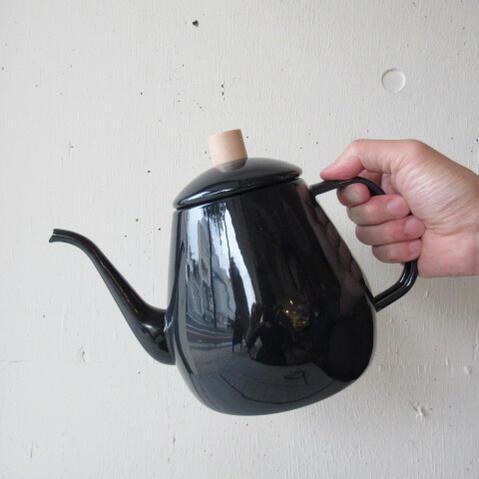 HEARTH DESIGN / HORO DRIP KETTLE 1.8L NAVYハース デザイン ホーロー 