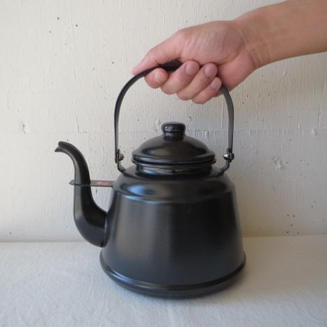 HEARTH DESIGN / RETRO HORO KETTLE 2.3L MAT BLACKハース デザイン