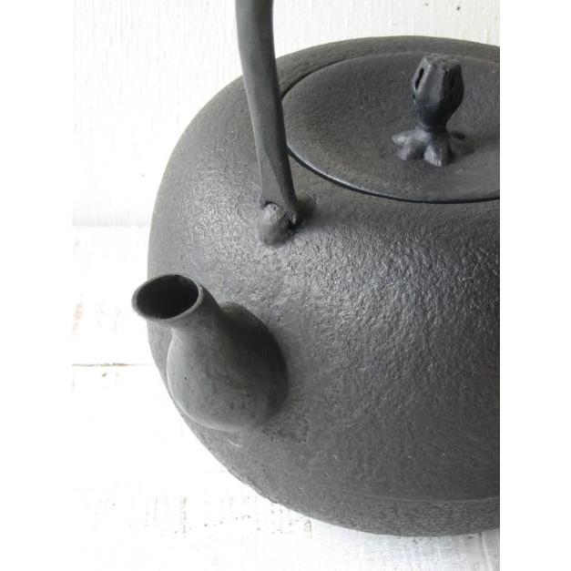 南部鉄器 柚子肌鉄瓶 立徳 南部鉄器 柚子肌鉄瓶 立徳 工房だより/柚子形鉄瓶 ｜田山鐵瓶