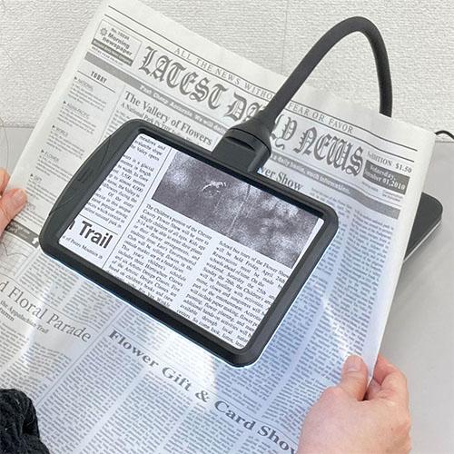 共栄プラスチック ＬＥＤスタンドライトルーペ SR-75C-BL |  | 03