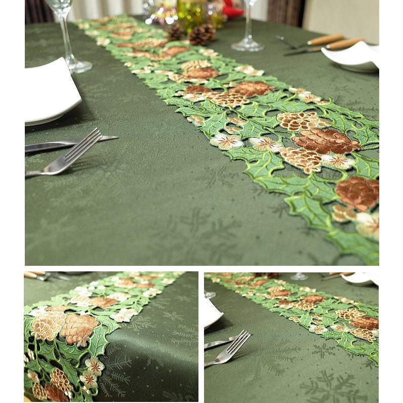 テーブルランナー 約25×160cm クリスマス 松ぼっくりの刺繍