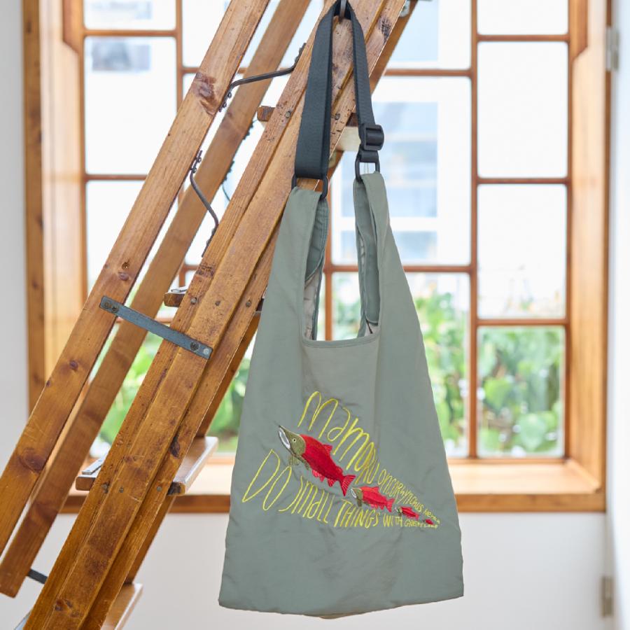 バッグ（大） ベニザケ KATOKOA カトコア バッグ プレゼント