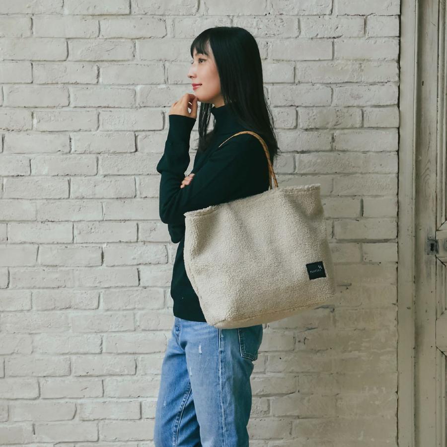 美品 45R WAIWAI 裏毛のリバーストートバッグ グレー 大きめ 美品 45R WAIWAI 裏毛のリバーストートバッグ グレー 大きめ