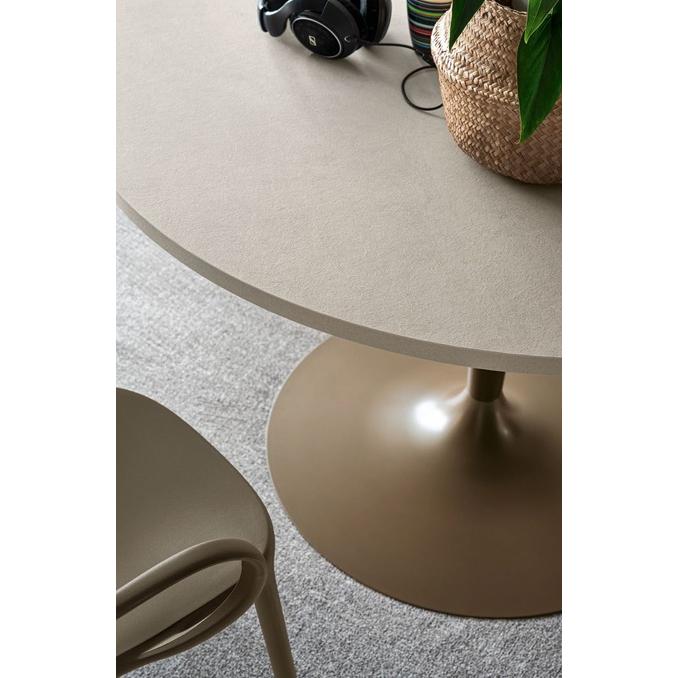 calligaris（カリガリス） ○コヌビア プラネット ダイニングテーブル