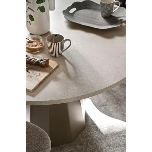 calligaris（カリガリス） ○コヌビア ディックス ダイニングテーブル