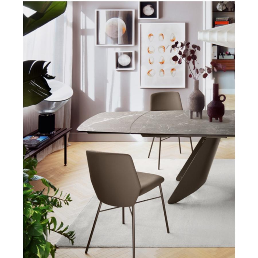 calligaris（カリガリス） ○コヌビア オリオン 伸長式ダイニング