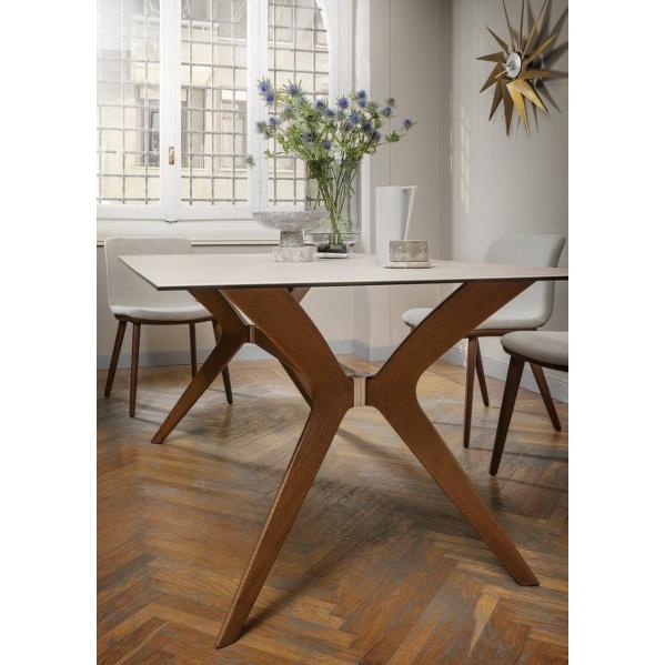 calligaris（カリガリス） ○カリガリス トーキョー ダイニング
