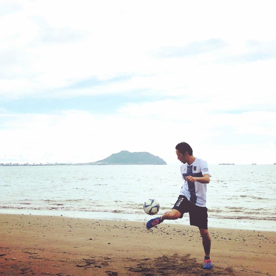 書籍：30年かけて実現した ブラジルへの道。サッカーと麻雀の二刀流・田島 翔の挑戦物語 |  | 02