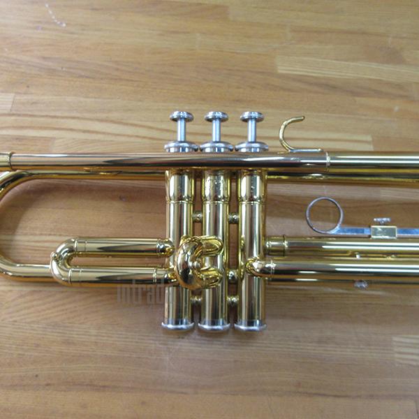 【中古】ヤマハトランペット YTR-1335_2