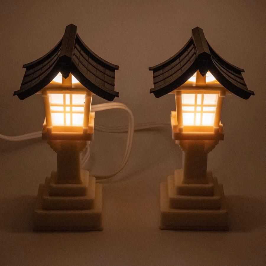 春日燈篭 神棚用 プラスチック製 一対 18cm 白 灯篭 灯籠 燈籠 神具 神社 寺院 寺社仏閣 神棚 屋内 コード式 コンセント式_4