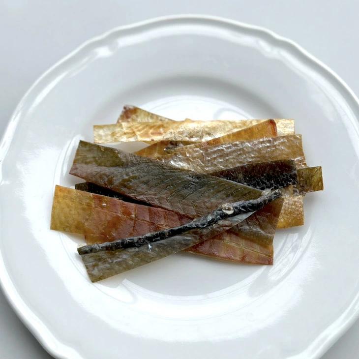 犬　おやつ　ガム　無添加　鮭皮スライス 20g |  | 02