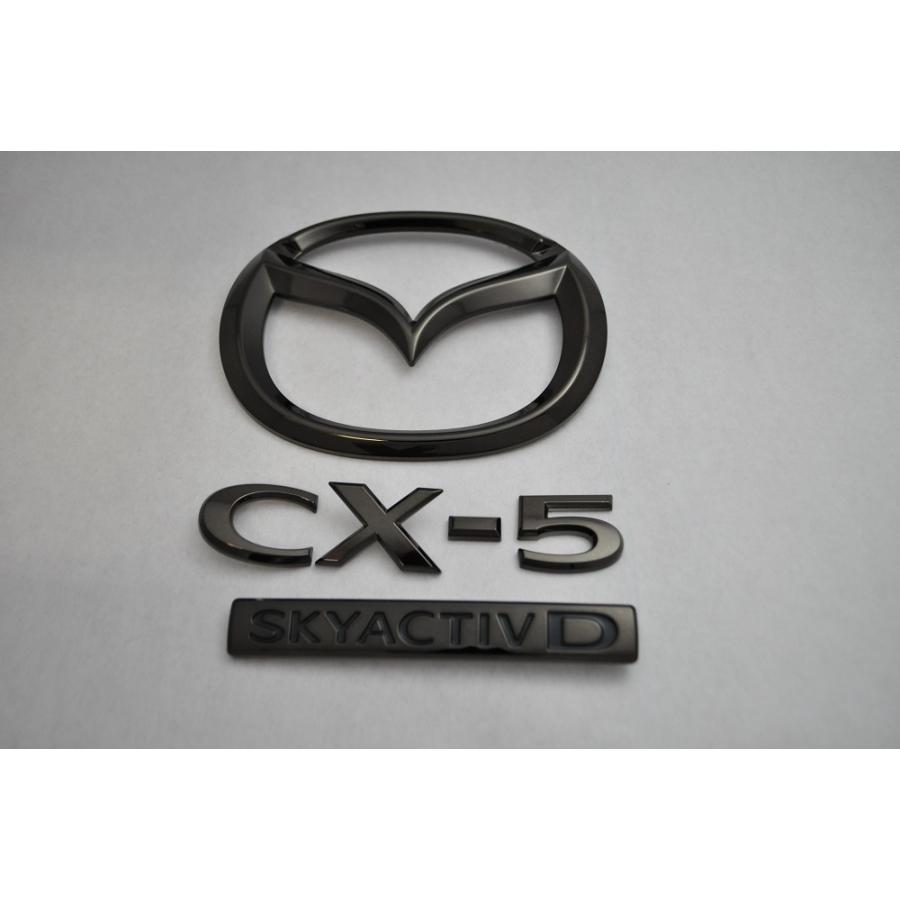 カラー エンブレム 送料無料 KF2P CX−5ディーゼル ブラック