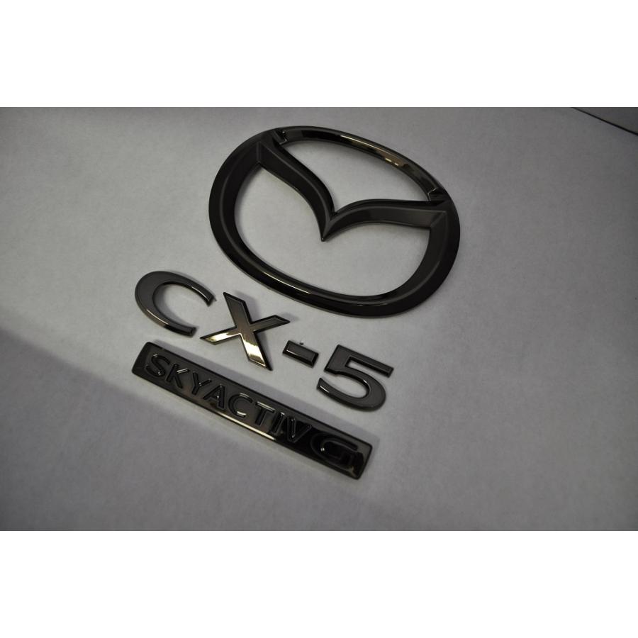 カラー エンブレム 送料無料 KFEP CX−5 後期 2WD ガソリン 