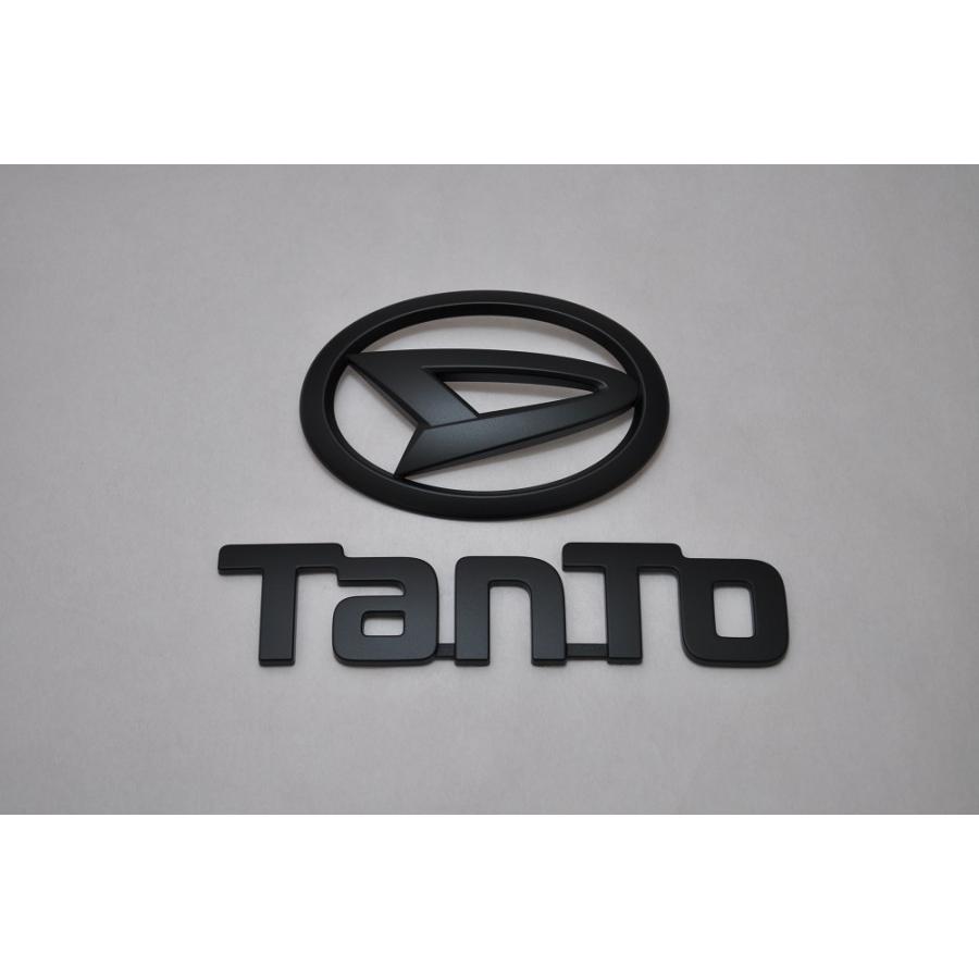 マットブラック/ピアノブラック エンブレム 送料無料 LA600