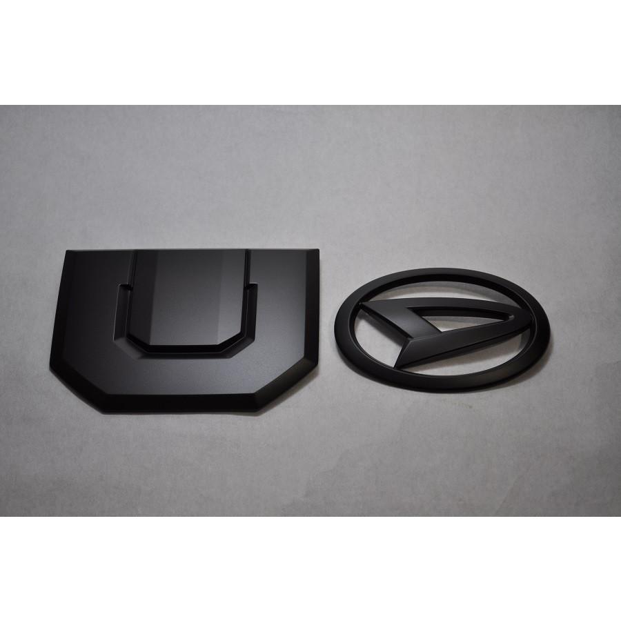 マットブラック/ピアノブラック エンブレム 送料無料 LA700