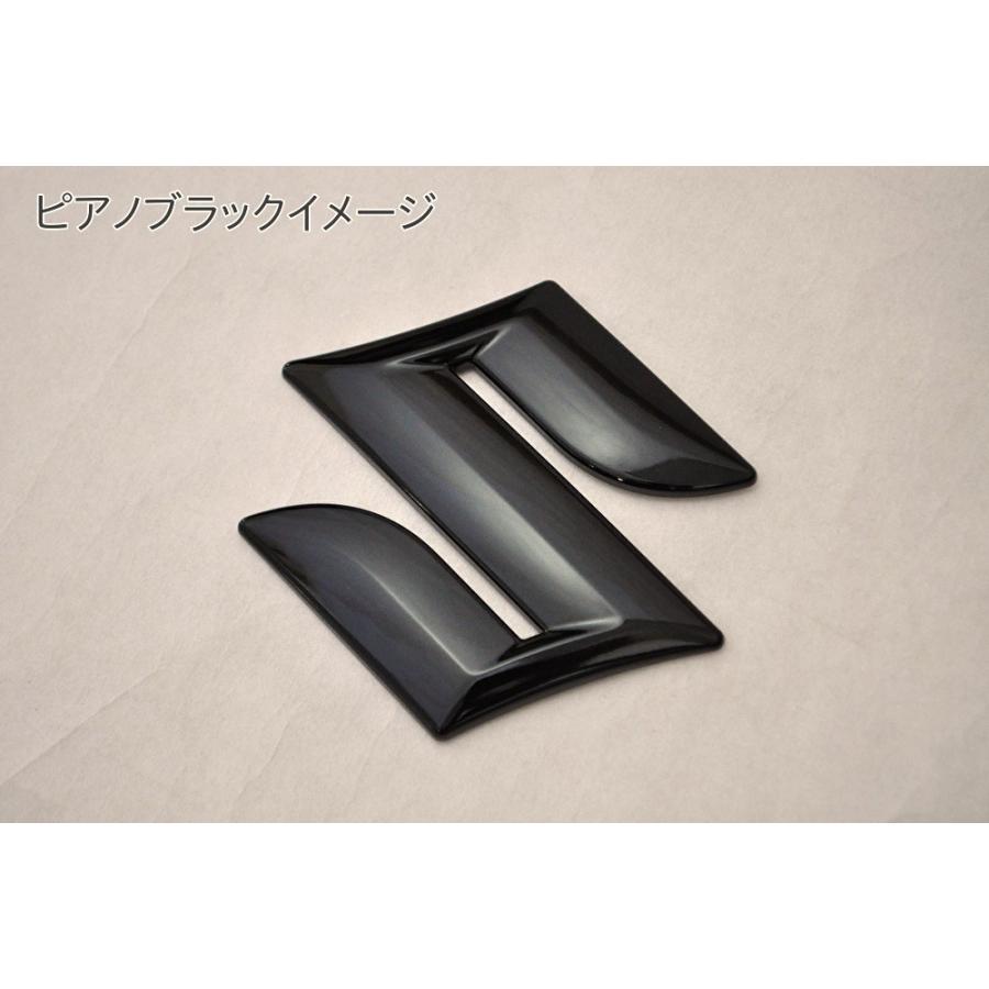 マットブラック/ピアノブラック エンブレム 送料無料 ZC31